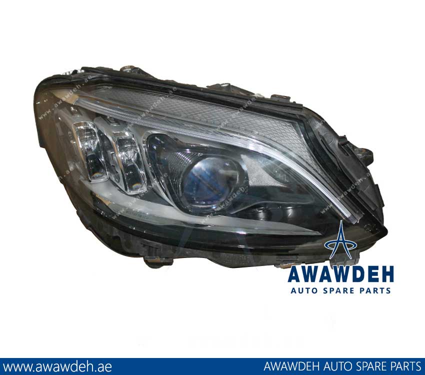 thumbnail image 2 of Ultimate Components Headlights For Mercedes C-Class W204 Saloon (2007-2011) – Pair (L&R) 2 of 3