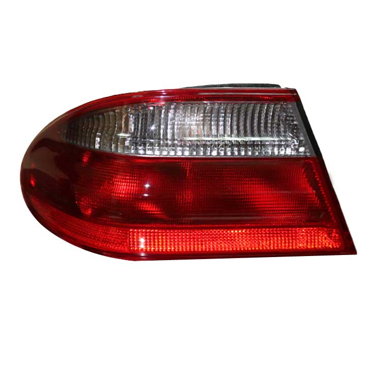 MERCEDES E CLASS TAIL LAMP FENDER