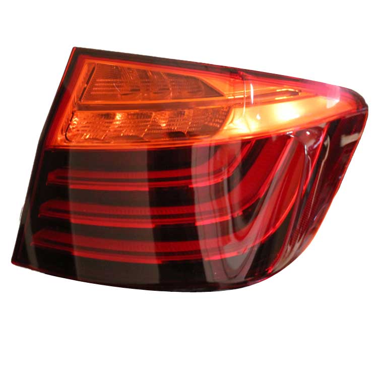 BMW 5 SERIES TAIL LAMP FENDER BMW 5 SERIES TAIL LAMP FENDER